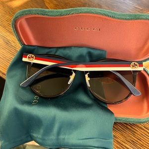 NEW Gucci Women's GG0416SK 002 Black/navy/Red Round Sunglasses 55mm